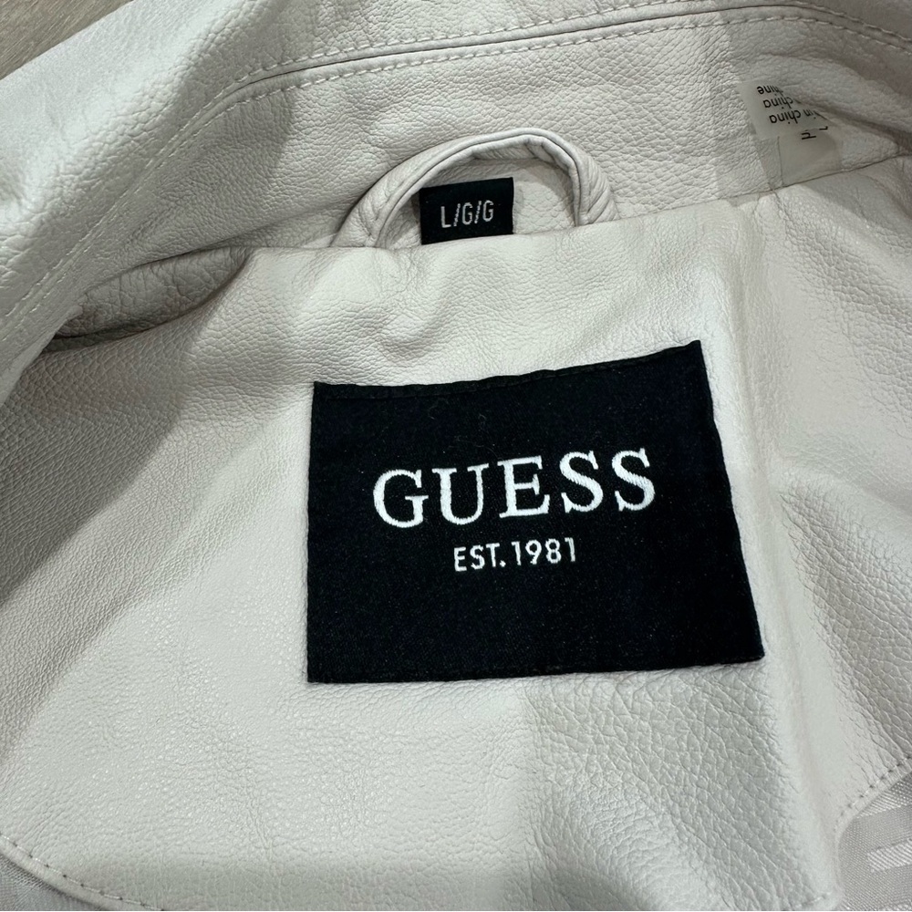 GUESS faux vegan leather jacket large light grey - Picture 8 of 10
